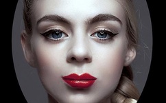 在花轿里就开始圆房H